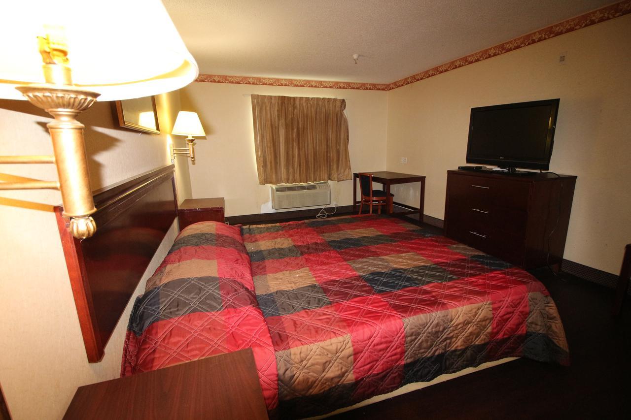 Magnolia Bay Hotel & Suites Джонсборо Экстерьер фото